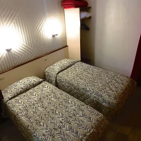 Crocus Memorial 2* Caen