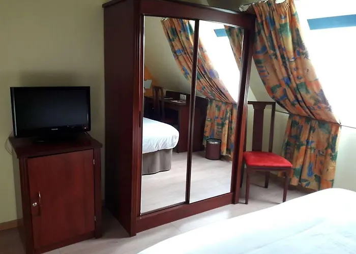 Hotel Crocus Mémorial