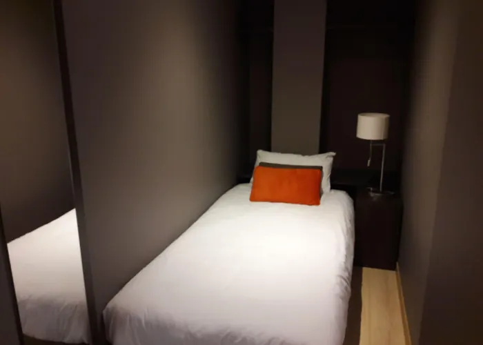 크로커스 메모리얼