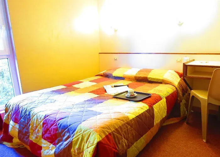 Crocus Mémorial 2* Caen